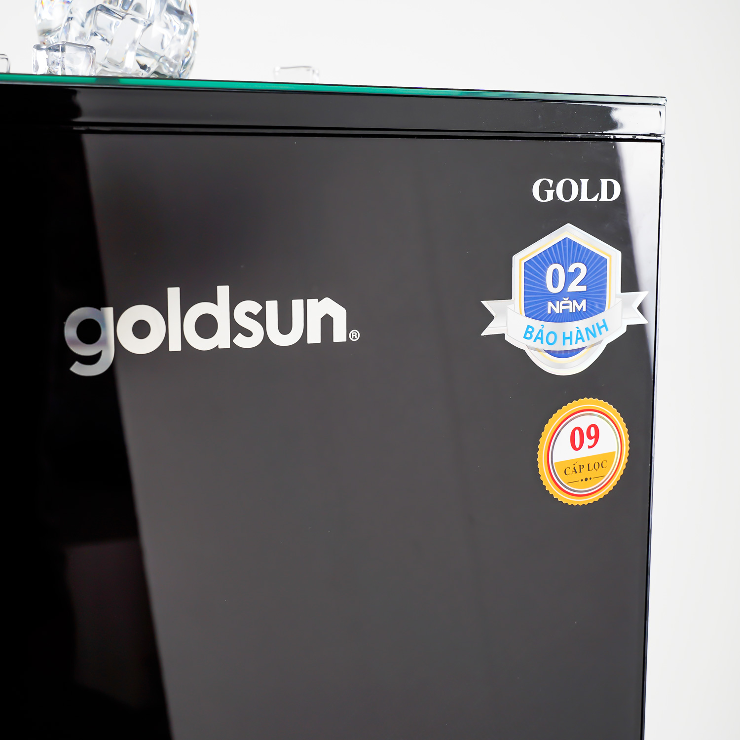 Máy lọc nước 9 cấp Goldsun Gold FA1601(B) màu đen